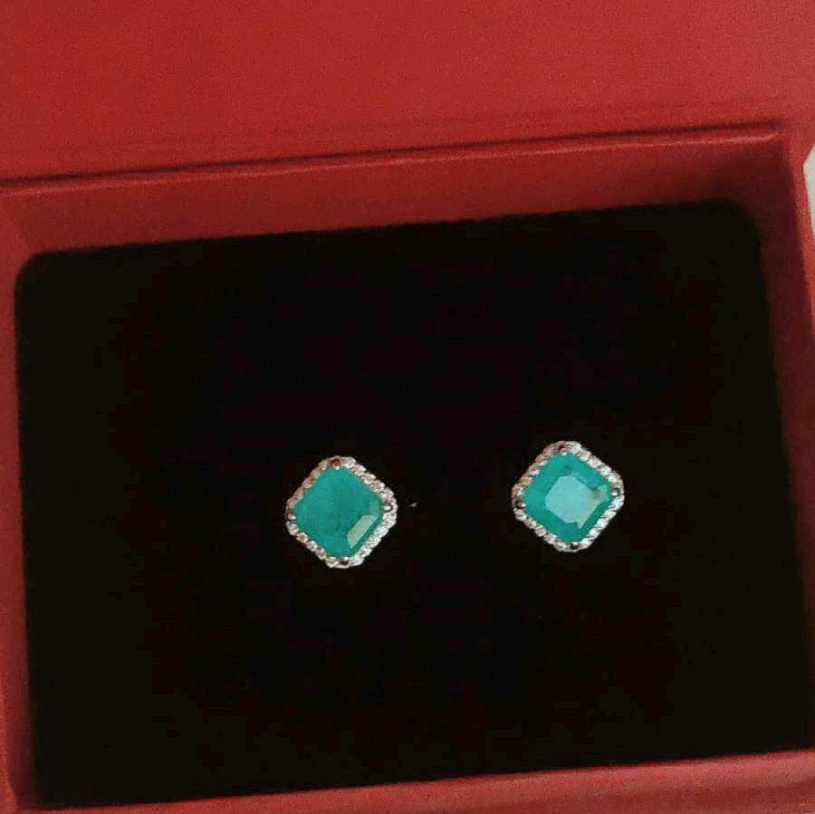 Blue Square Halo Stud 